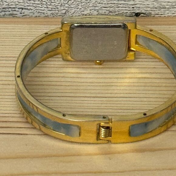 Xanadu Vintage Ladies Watch - Picture 4 of 6
